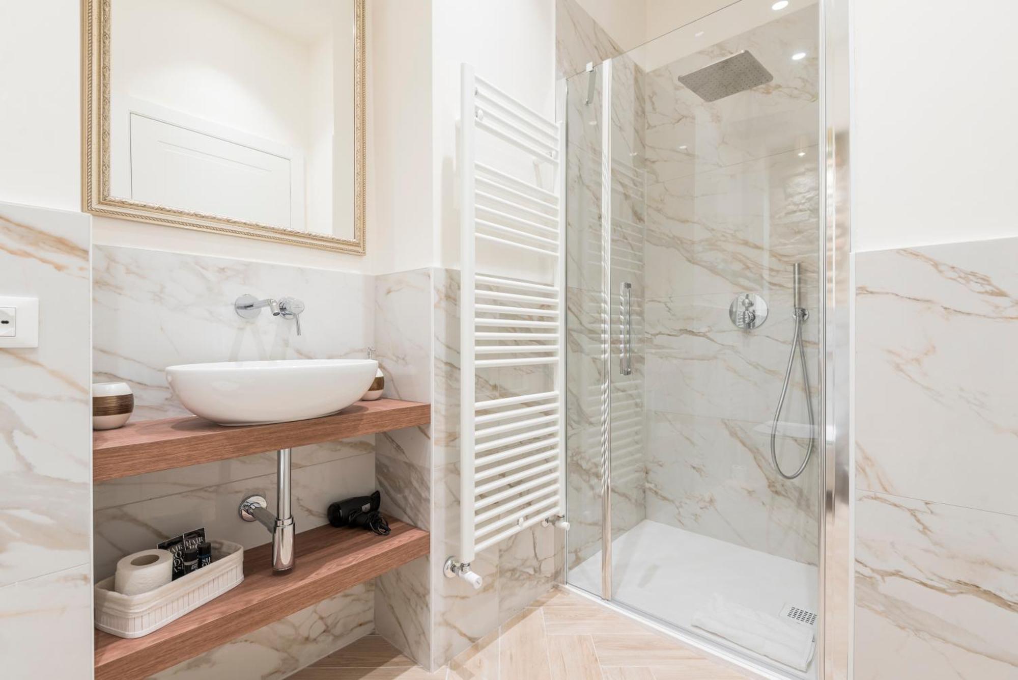 Golden Chic - Citta Alta Apartman Bergamo Kültér fotó