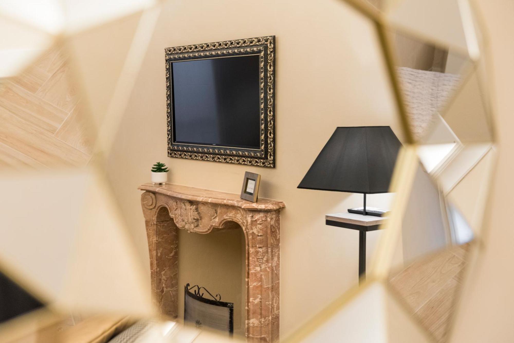 Golden Chic - Citta Alta Apartman Bergamo Szoba fotó