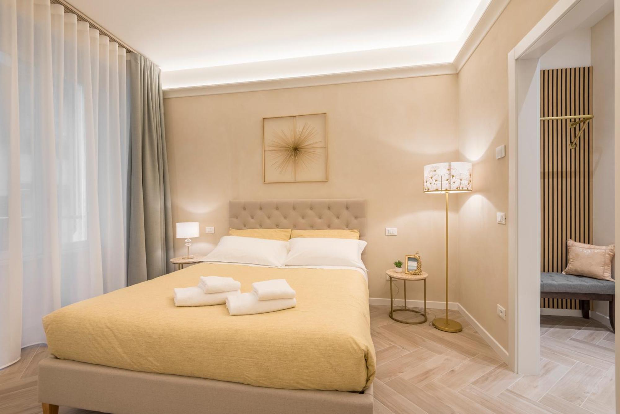 Golden Chic - Citta Alta Apartman Bergamo Szoba fotó